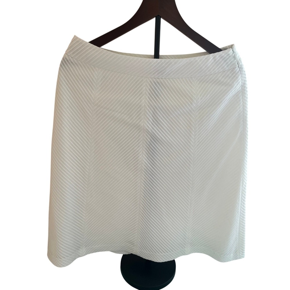 Ann Taylor White Skirt Pleated A-Line Career Casual Size 8